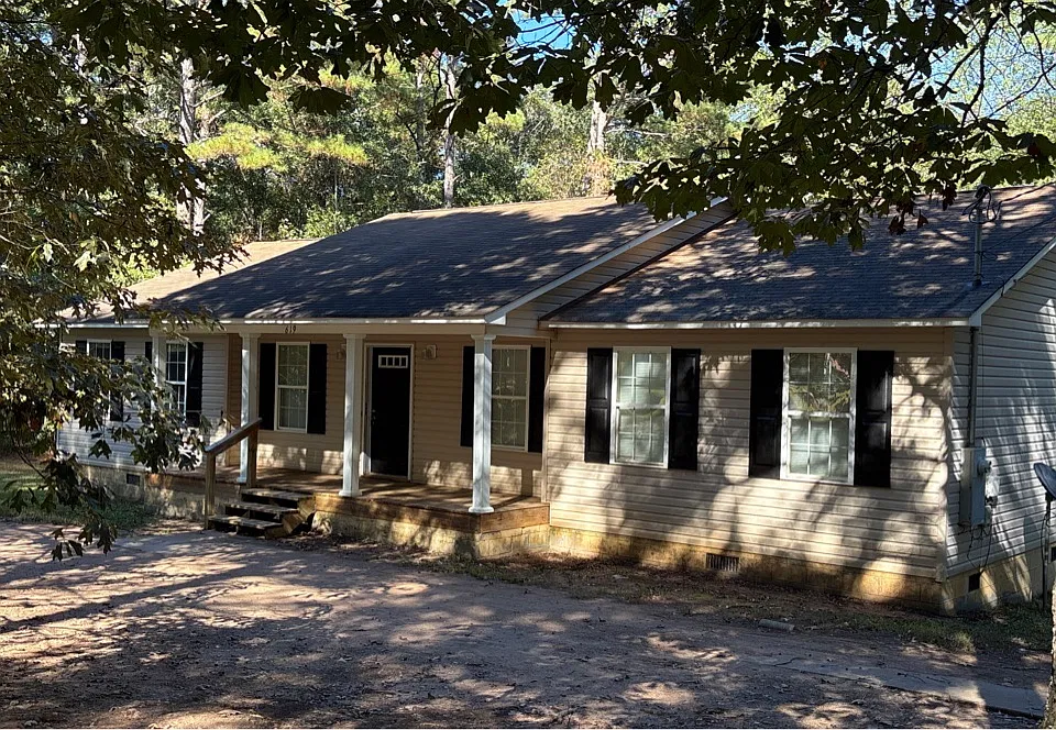 619 Tom McKinley Rd