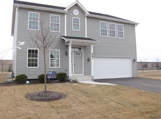 981 Amethyst Ln, Montgomery, IL 60538