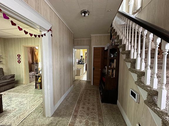 3rd image of 468 White Ave