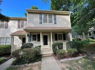 6515 English Oaks Dr, Raleigh, NC 27615