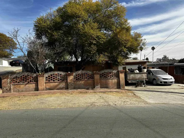 6855 Radio Dr, San Diego, CA 92114