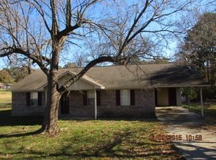 210 S Crawford St, Mineral Springs, AR 71851