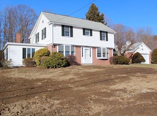 45 Blossom Ln, Groton, MA 01450