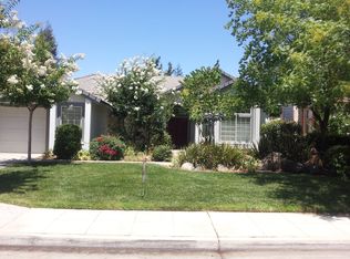 2051 Decatur Ave, Clovis, CA 93611