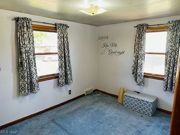 4th image of 1413 Youll St