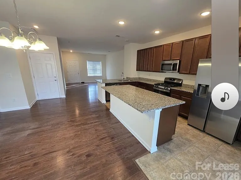 7306 Sienna Heights Pl — Photo 17