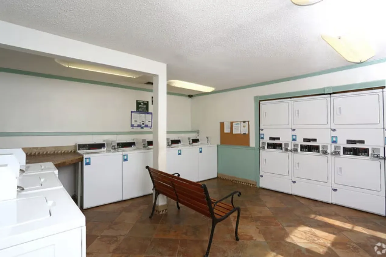 Briar Glen Apartments — Photo 4
