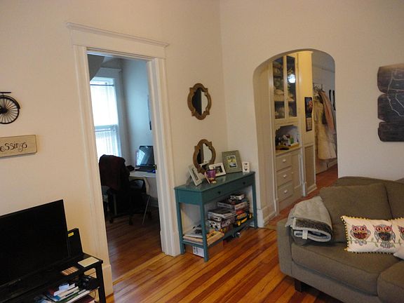 4th image of 2631 N Southport Ave APT 1