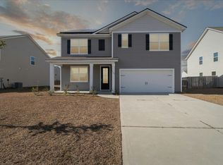 352 Wedge Cir, Richmond Hill, GA 31324
