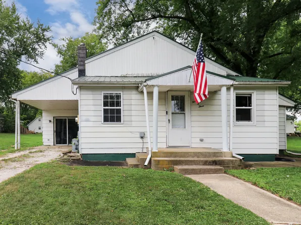 503 E North St, Heyworth, IL 61745