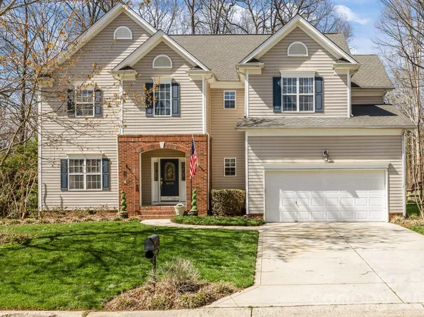 8409 Bampton Dr, Concord, NC 28027