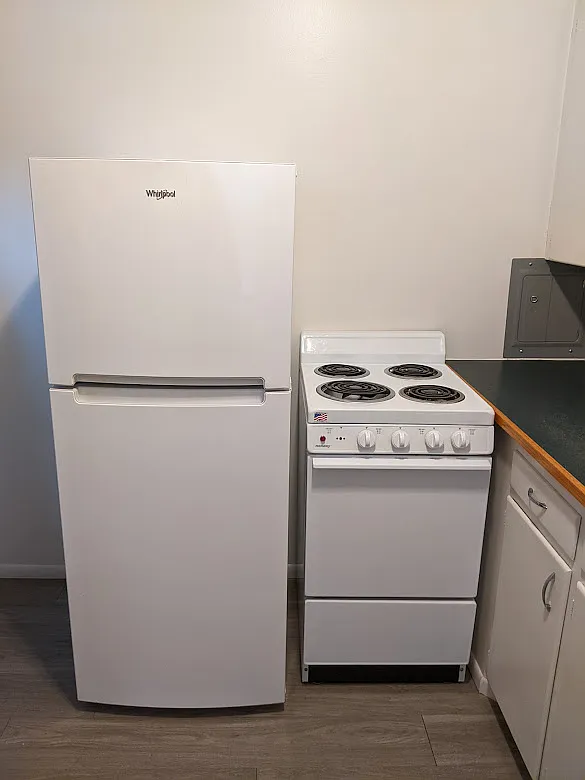 1 bed, 700 sqft, $1,150 — Photo 4