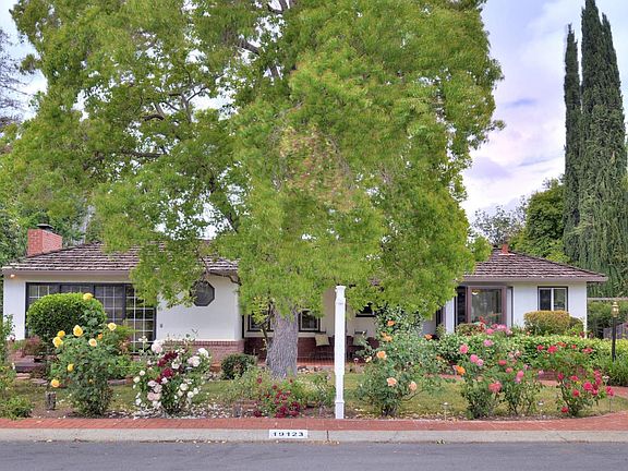 3rd image of 19123 Brookhaven Dr