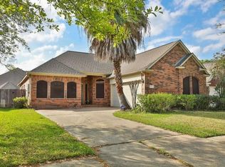 834 Featherbrook Ct, Sugar Land, TX 77479