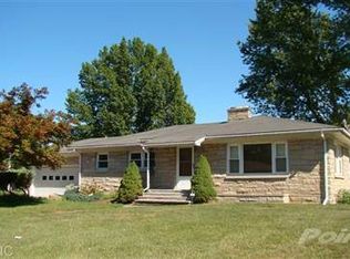 2125 Truman Dr, Benton Harbor, MI