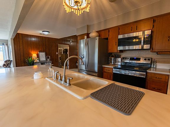 5th image of 1107 Lazy Creek Ln #0