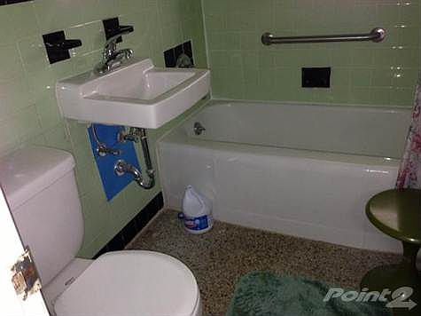 5th image of 1204 NW 9th Ter