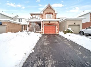 1187 Springbank Dr, Oshawa, ON L1K 2M9