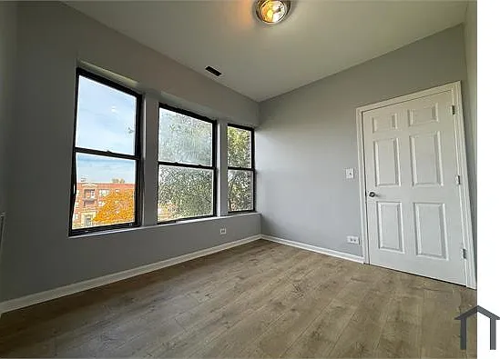5717 S Indiana Ave #3N — Photo 11