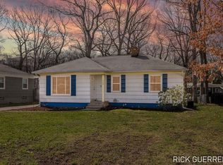 360 4th Ave, Holland, MI 49424