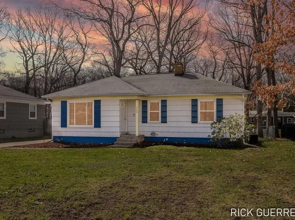 360 4th Ave, Holland, MI 49424