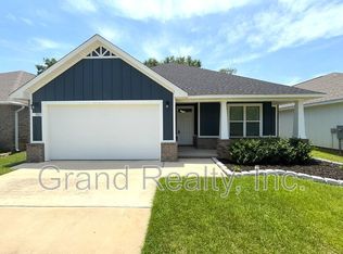 3823 Shady Grove Dr, Pace, FL 32571