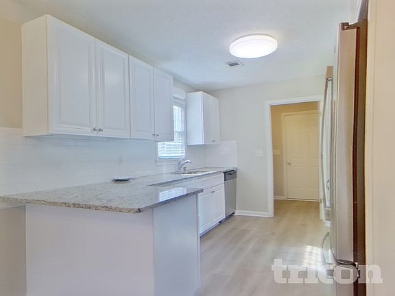 5th image of 5119 Shelley Ln