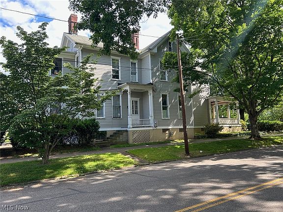 5th image of 334 Front St