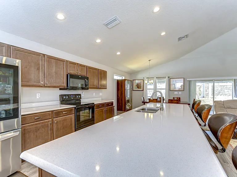 6731 Castle Green Pl — Photo 8