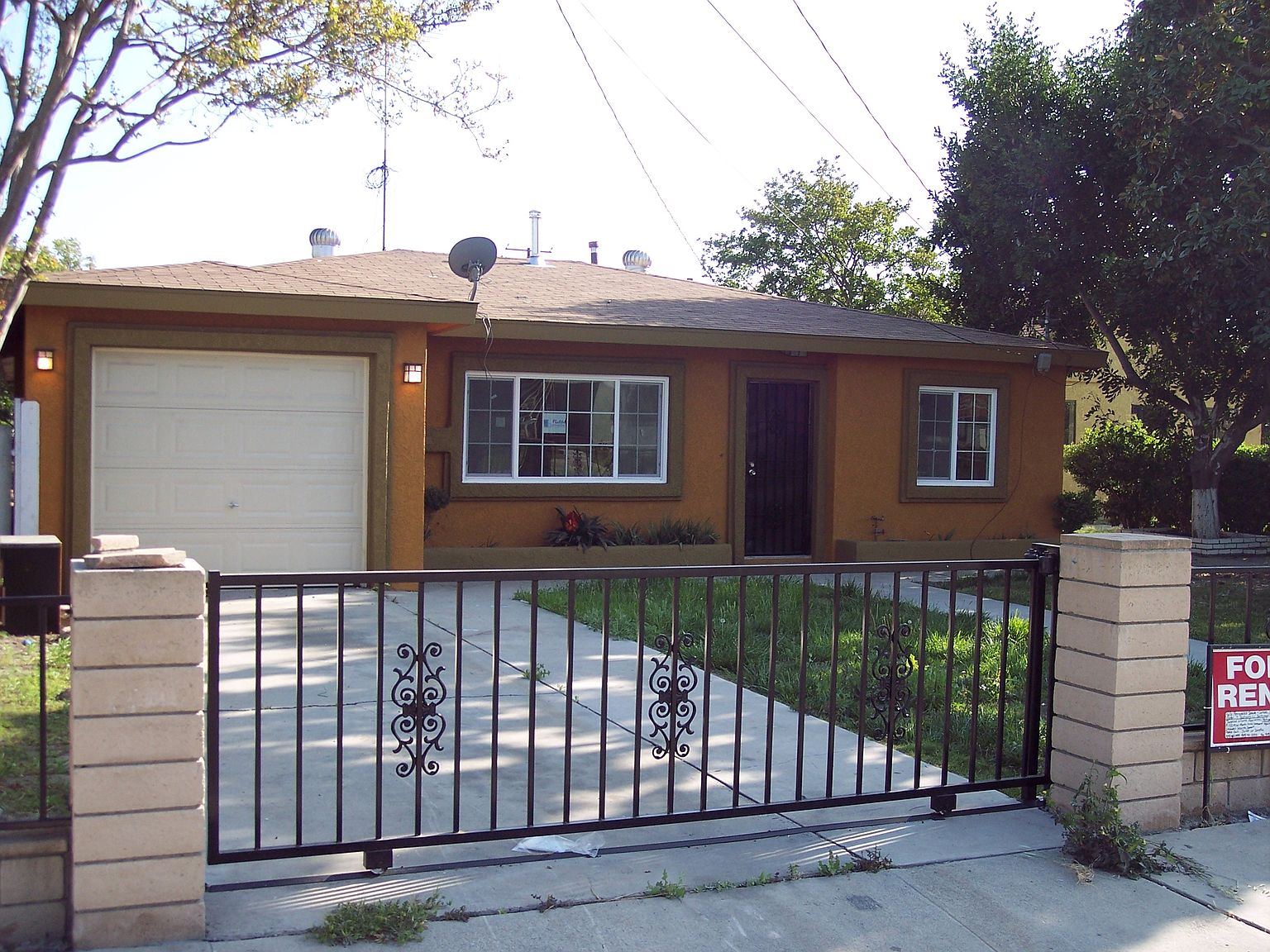4915 G St, Chino, CA 91710 | Zillow