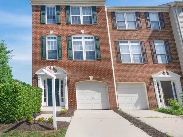 4724 Hanrahan Pl, Alexandria, VA 22309