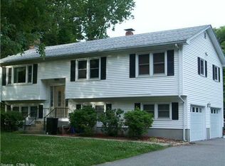 18 Larry St, Norwich, CT 06360