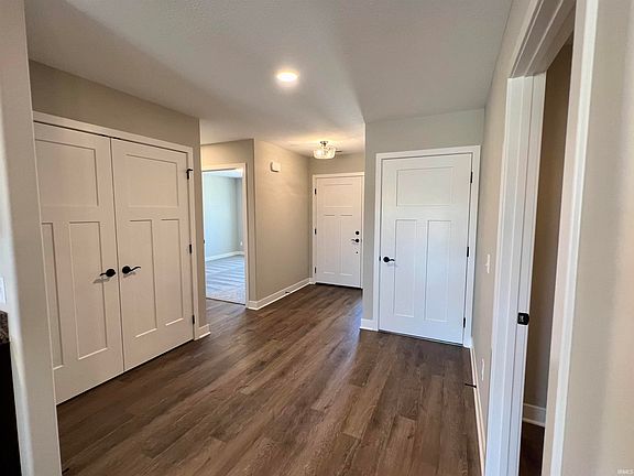 5th image of 3193 E Buell Ct