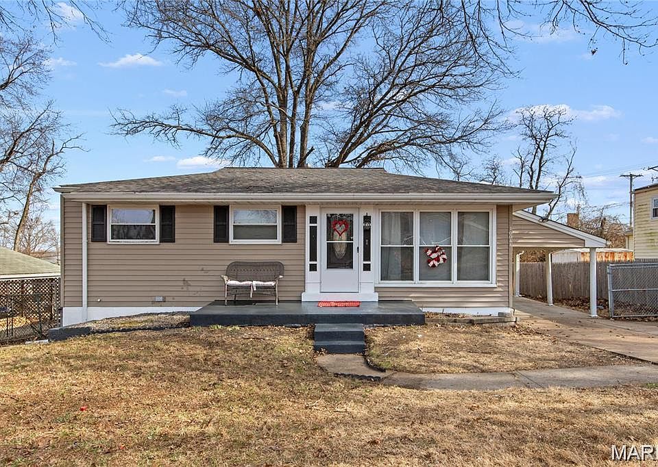 1st image of 10044 Pepper Ln