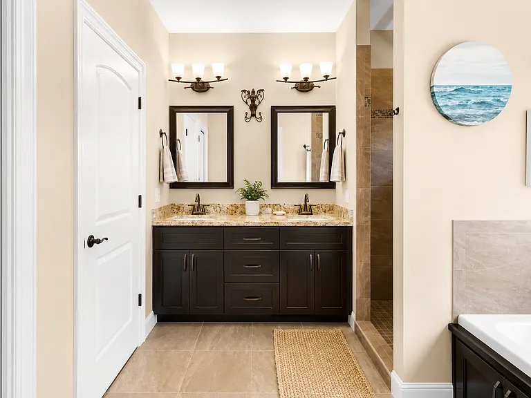 2063 Fountainview Dr — Photo 11