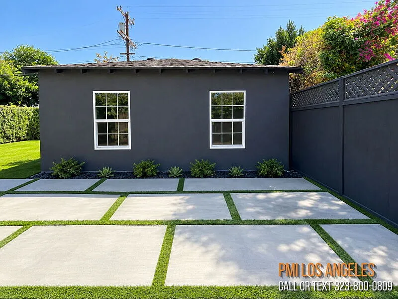 1 bed, 1.0 bath, 500 sqft, $2,450 — Photo 2