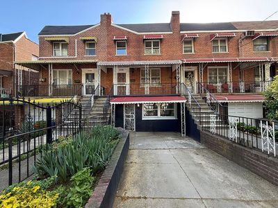 3106 Eastchester Rd, Bronx, NY, 10469