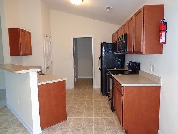 4th image of 104 Woodbury Farm Dr