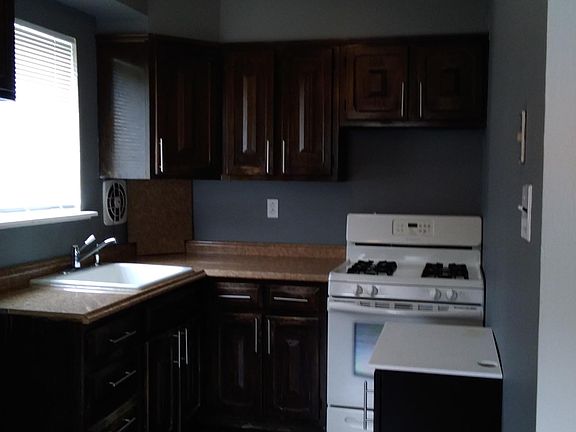 5th image of 12500 Biscayne Dr Floor 1