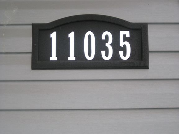 2nd image of 11035 Broadway St