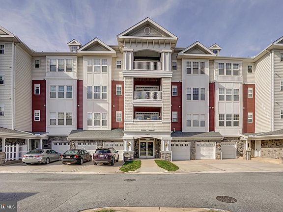 3rd image of 13851 Belle Chasse Blvd Unit 311