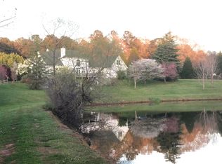 210 Dingler Rd, Moreland, GA 30259