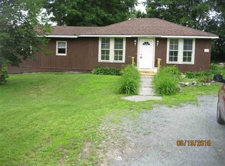 25 Pleasant Ave, Wynantskill, NY 12198