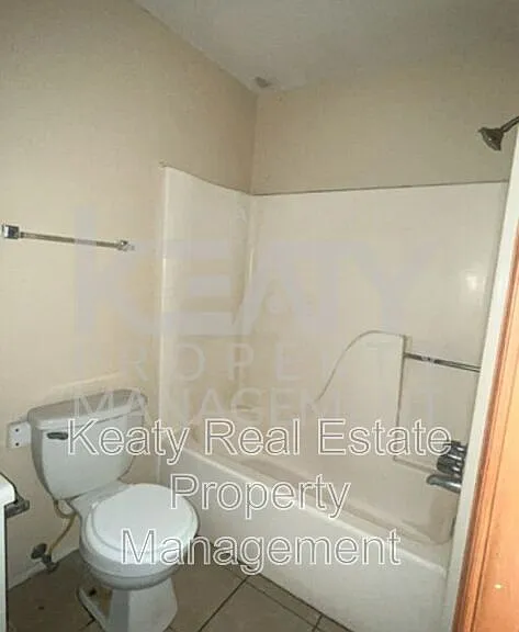 101 Limoges St #C — Photo 4