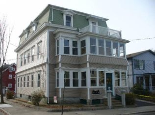 129 5th St #3, Providence, RI 02906