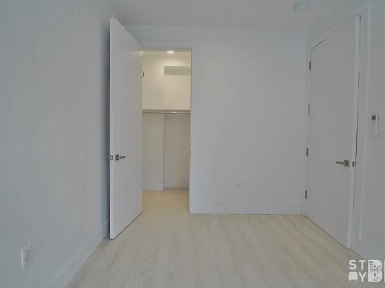 182 Kosciuszko St #2B — Photo 6