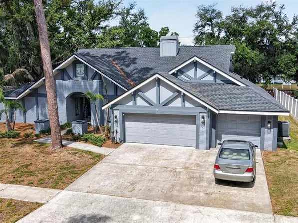 144 Barrington Dr, Brandon, FL 33511