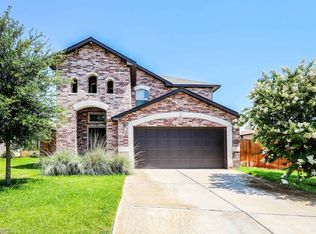 1901 Port Honolulu Dr, Laredo, TX 78045