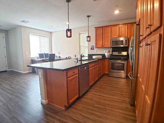 5th image of 10847 Arrington Dr