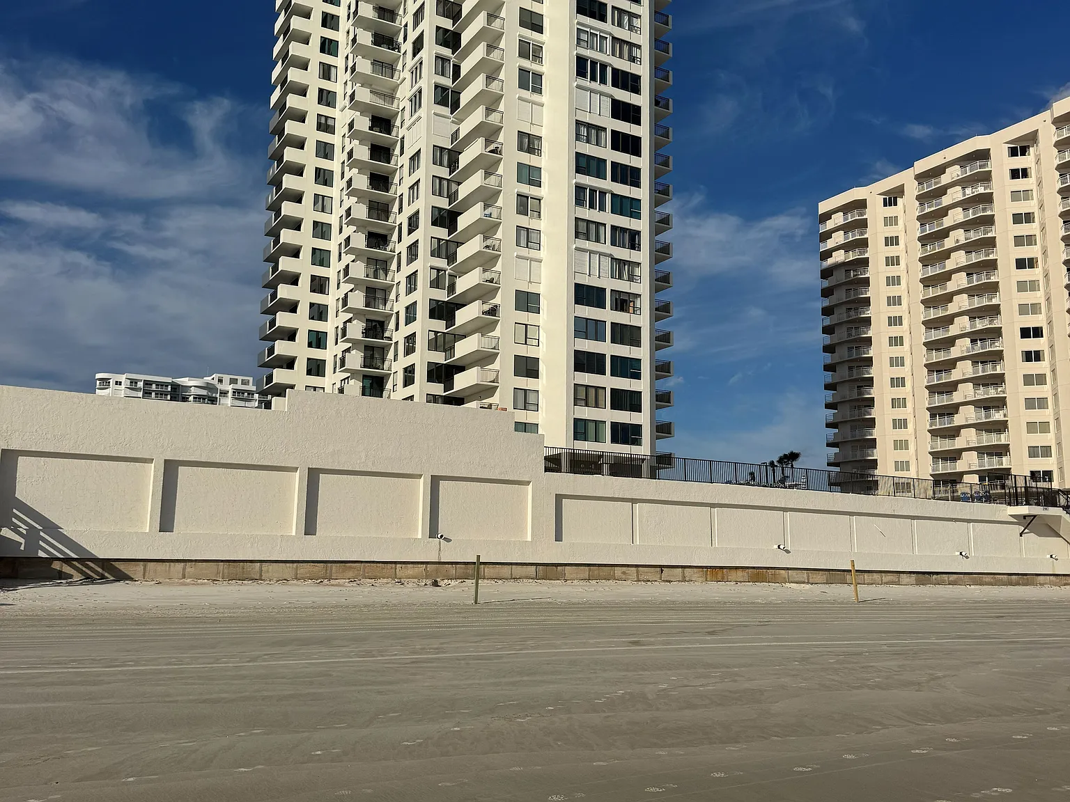 Atlantic Ave, Daytona Beach — Photo 4